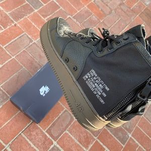 SF Air Force 1 Mid ‘Triple Black’ — Size 10